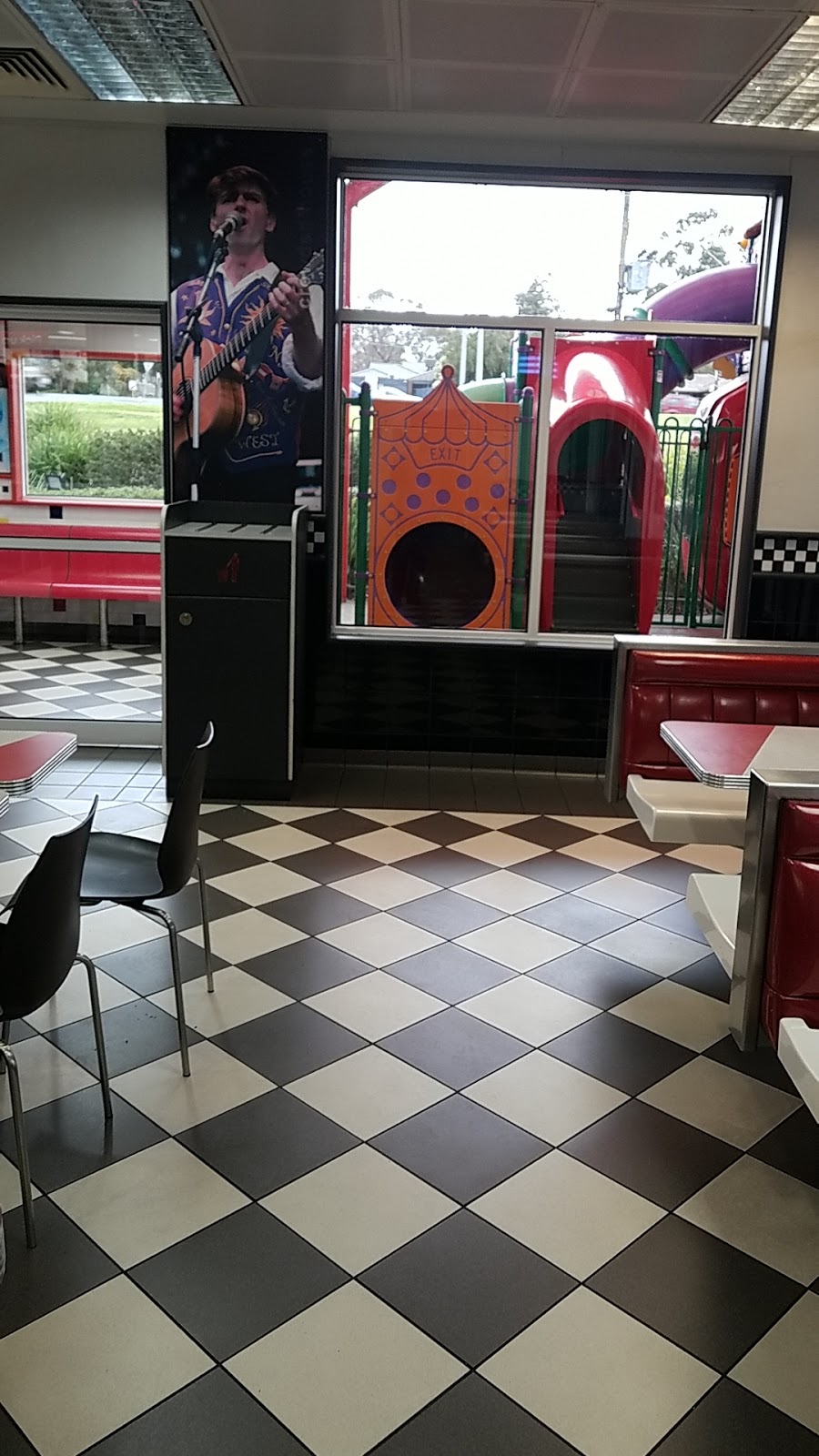 Hungry Jacks Croydon Hills | restaurant | 47 Maroondah Hwy, Croydon Hills VIC 3136, Australia | 0398470422 OR +61 3 9847 0422