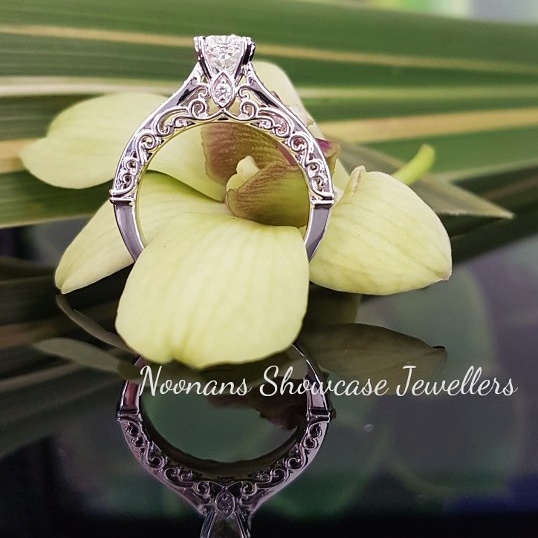 Noonans Showcase Jewellers | 91 Punt Rd, Cobram VIC 3644, Australia | Phone: (03) 5872 1229