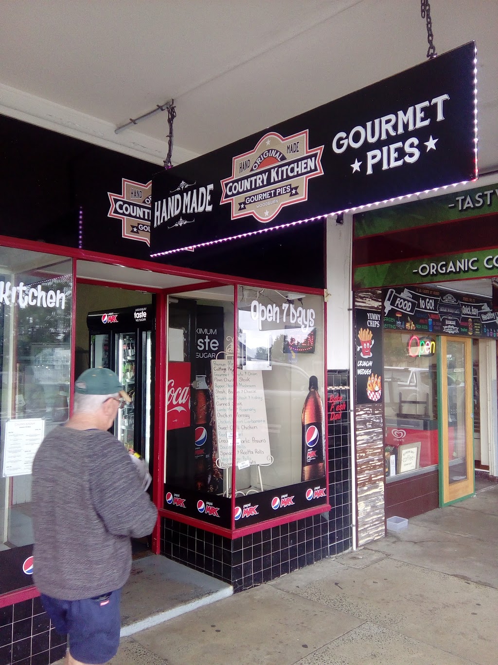 Country Kitchen Gourmet Pies | Woodburn NSW 2472, Australia