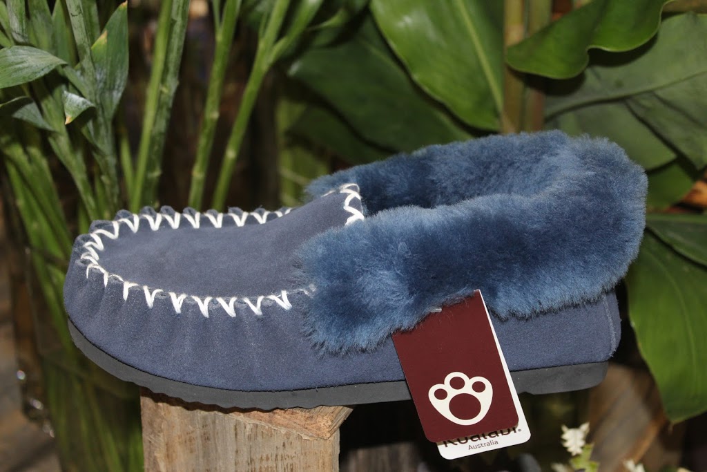 Mornington Peninsula UGGS n more | 42 Mount Eliza Way, Mount Eliza VIC 3930, Australia | Phone: (03) 8900 8965