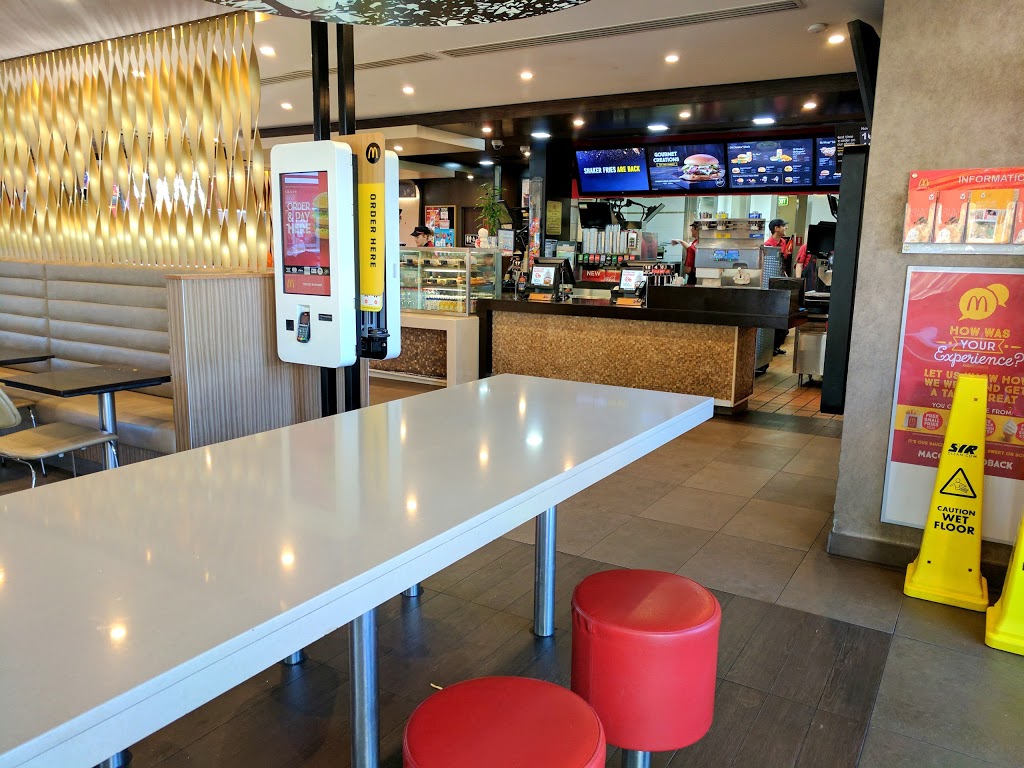 McDonalds St Clair | cafe | St Clair Shopping Centre Cnr Bennett & Endeavour Rds, St Clair NSW 2759, Australia | 0298342900 OR +61 2 9834 2900