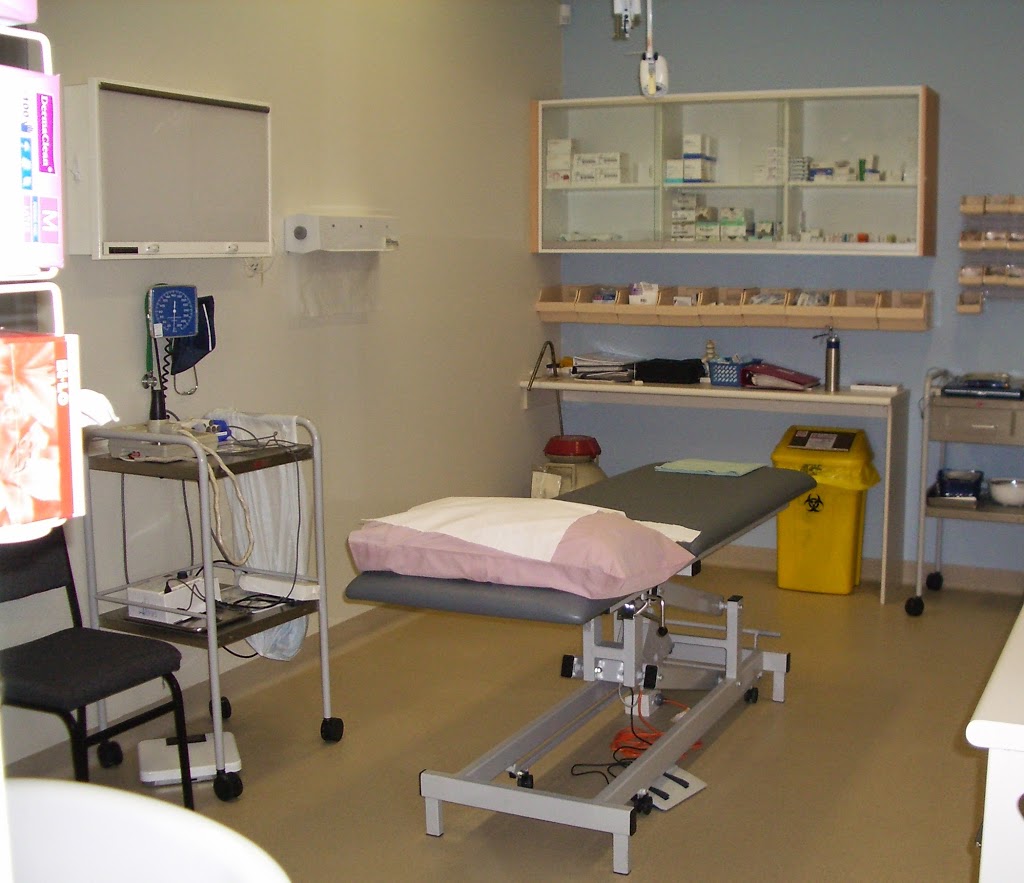 Absolute Medical Services | Lisarow Plaza, 21/1 Parsons Rd, Lisarow NSW 2250, Australia | Phone: (02) 4328 5200