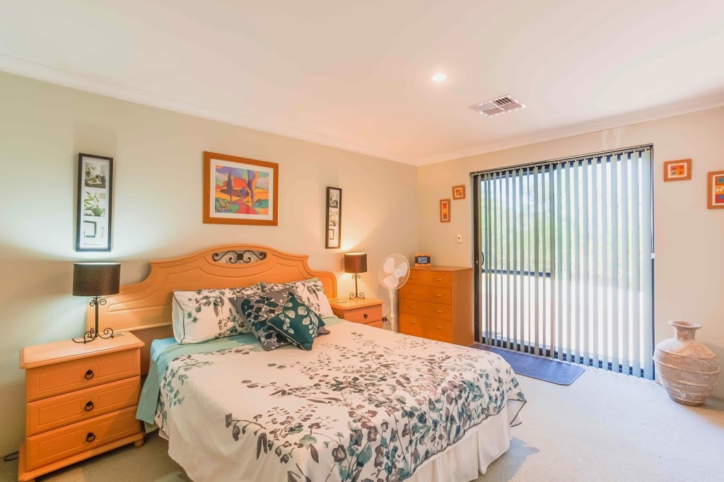 Seatrees Accommodation and Holiday Letting | real estate agency | 28 Birdsong Gate, Two Rocks WA 6037, Australia | 0895616060 OR +61 8 9561 6060