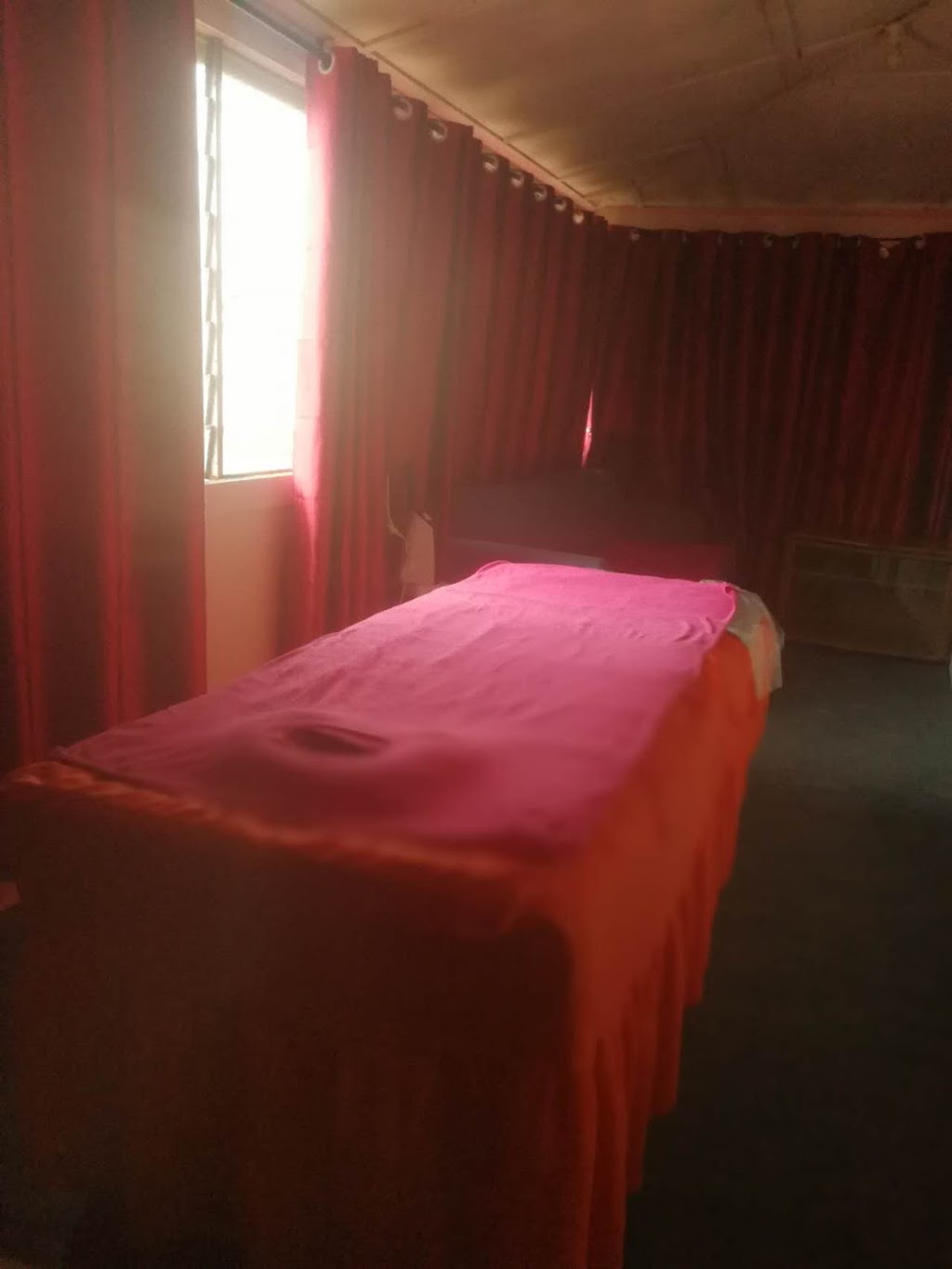 Magic massage house | 119 Campbell St, Rockhampton City QLD 4700, Australia | Phone: 0478 589 350