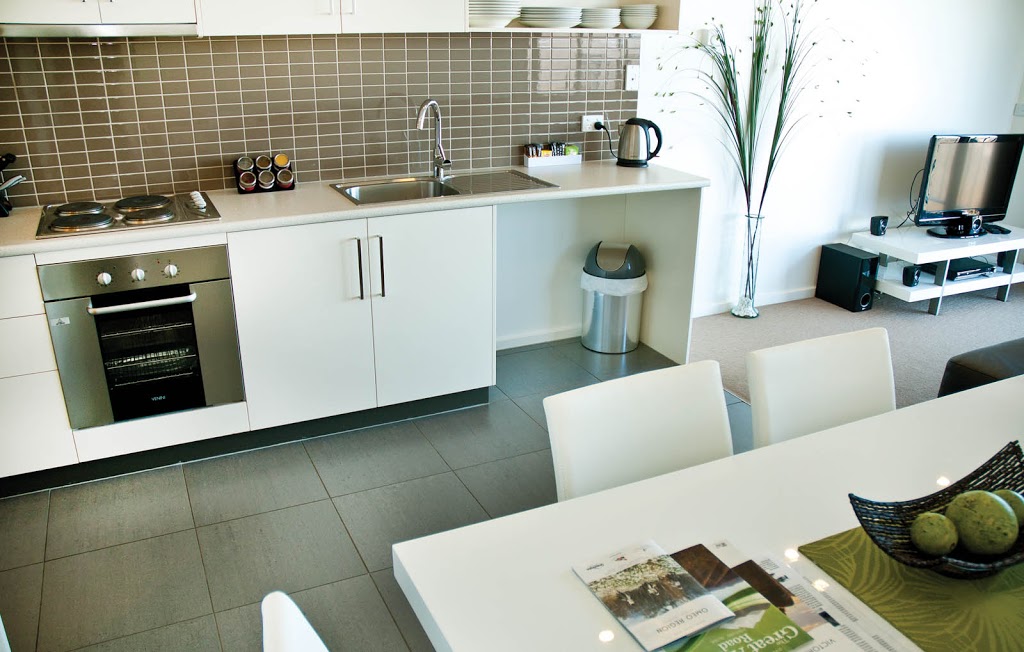 Mountain Dreaming Apartments | Lot 1 Great Alpine Rd, Hotham Heights VIC 3741, Australia | Phone: (03) 5759 3523