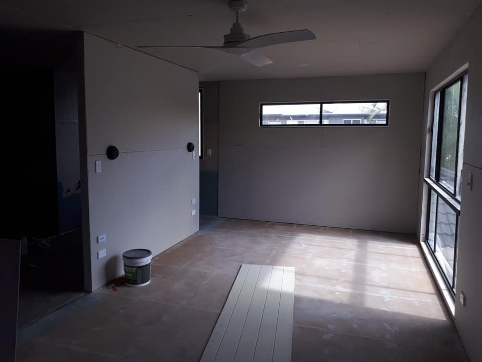 Maintenance Guys Constructions | 123 Discovery Dr, Helensvale QLD 4212, Australia | Phone: 0418 505 978