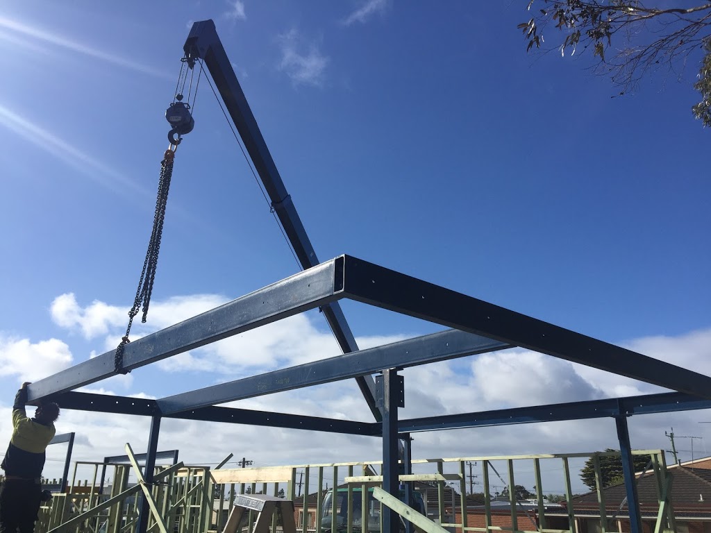 Compact Cranes | 2/42-50 Buckley Grove, Moolap VIC 3224, Australia | Phone: 0424 507 644