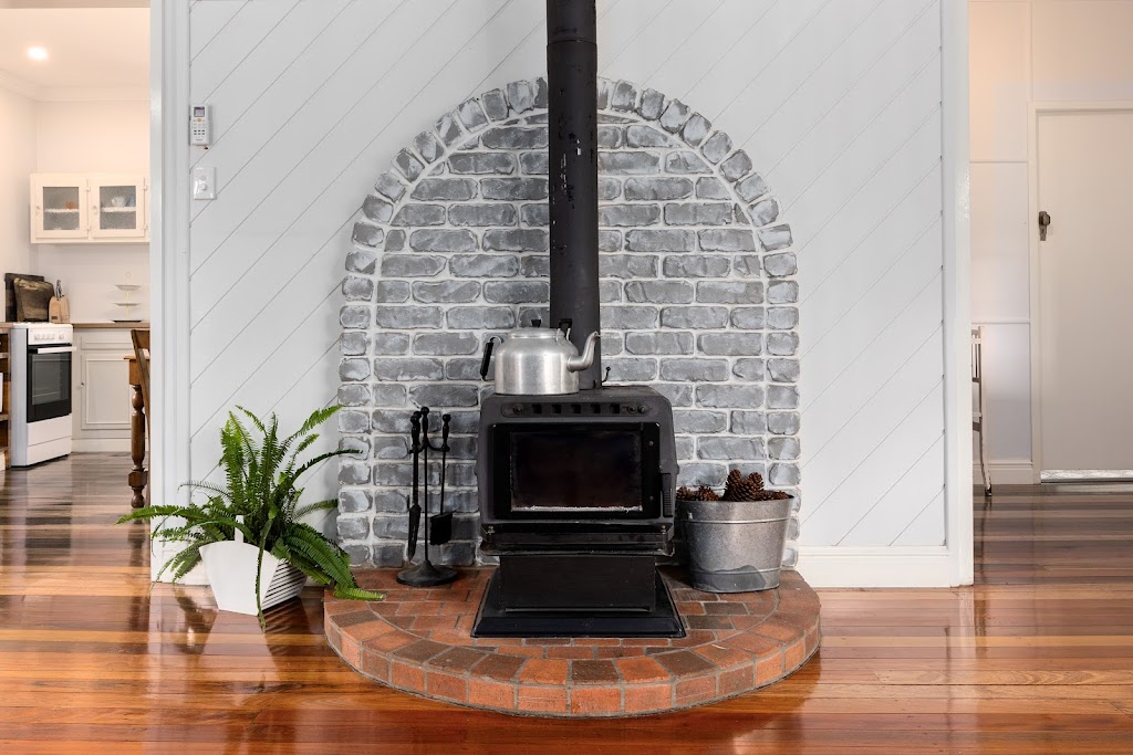Cottage on Lamington | 653 Lamington National Park Rd, Canungra QLD 4275, Australia | Phone: 0435 014 550
