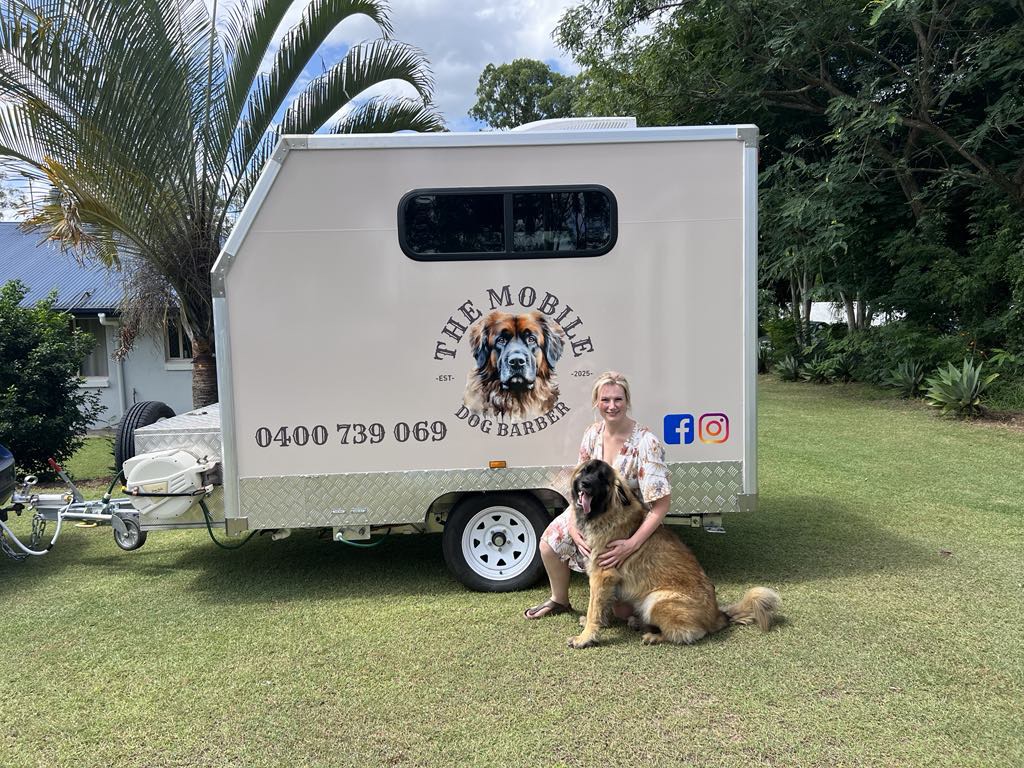 The Mobile Dog Barber | Leopardwood Rd, Cedar Grove QLD 4285, Australia | Phone: 0400 739 869