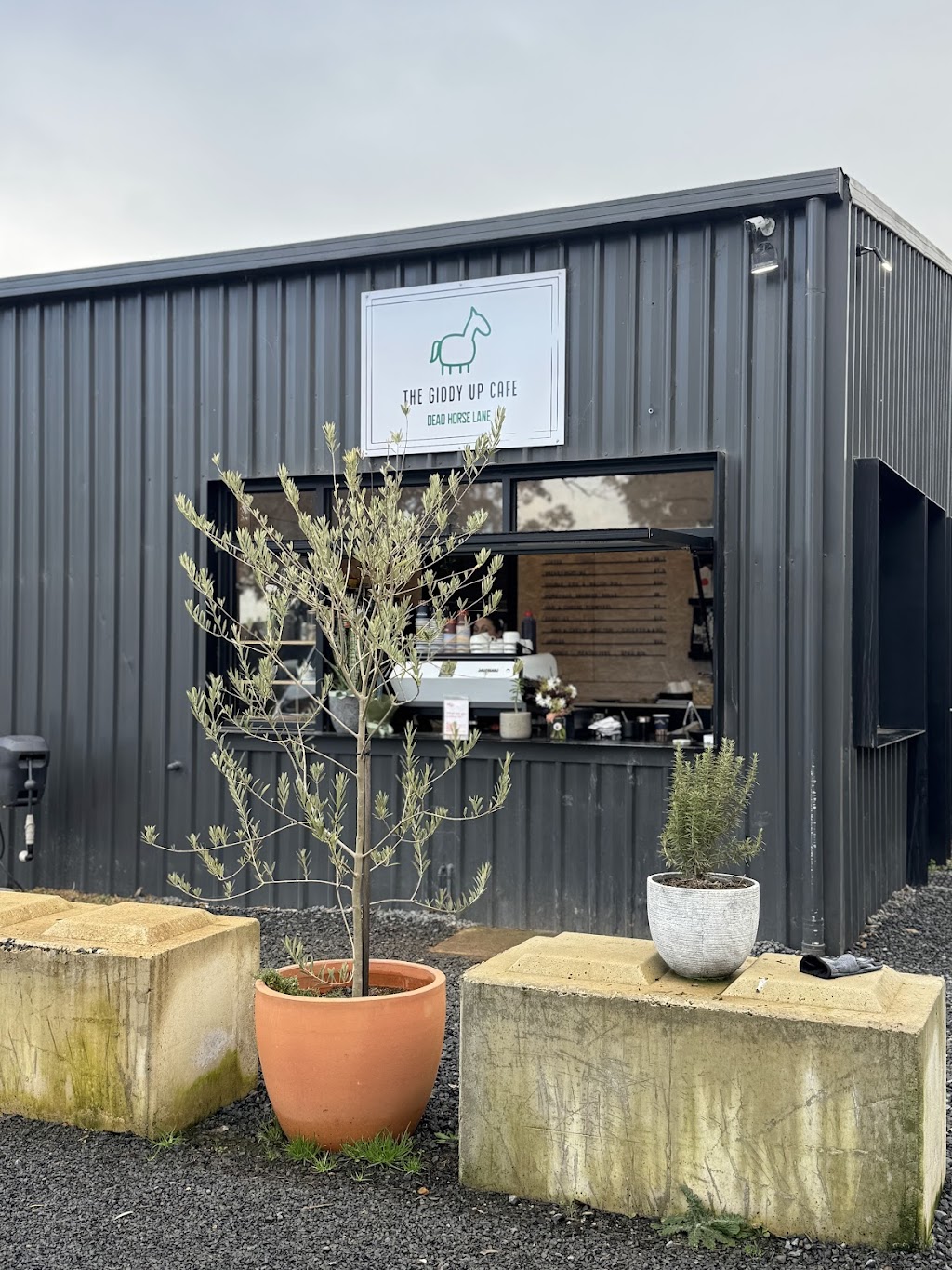 The Giddy Up Cafe | 269 Dead Horse Ln, Mansfield VIC 3722, Australia | Phone: 0459 983 749