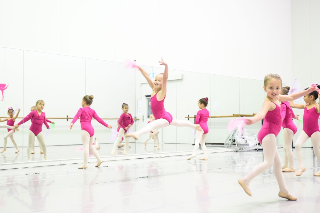 Backstage Dance Academy | Factory 10/25-35 Cranbourne Rd, Narre Warren VIC 3805, Australia | Phone: (03) 9796 7165