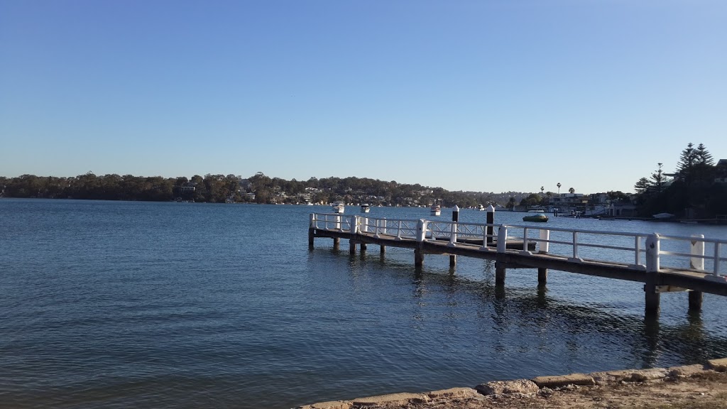Connells Point Reserve | park | 290 Connells Point Rd, Connells Point NSW 2221, Australia | 0293306400 OR +61 2 9330 6400