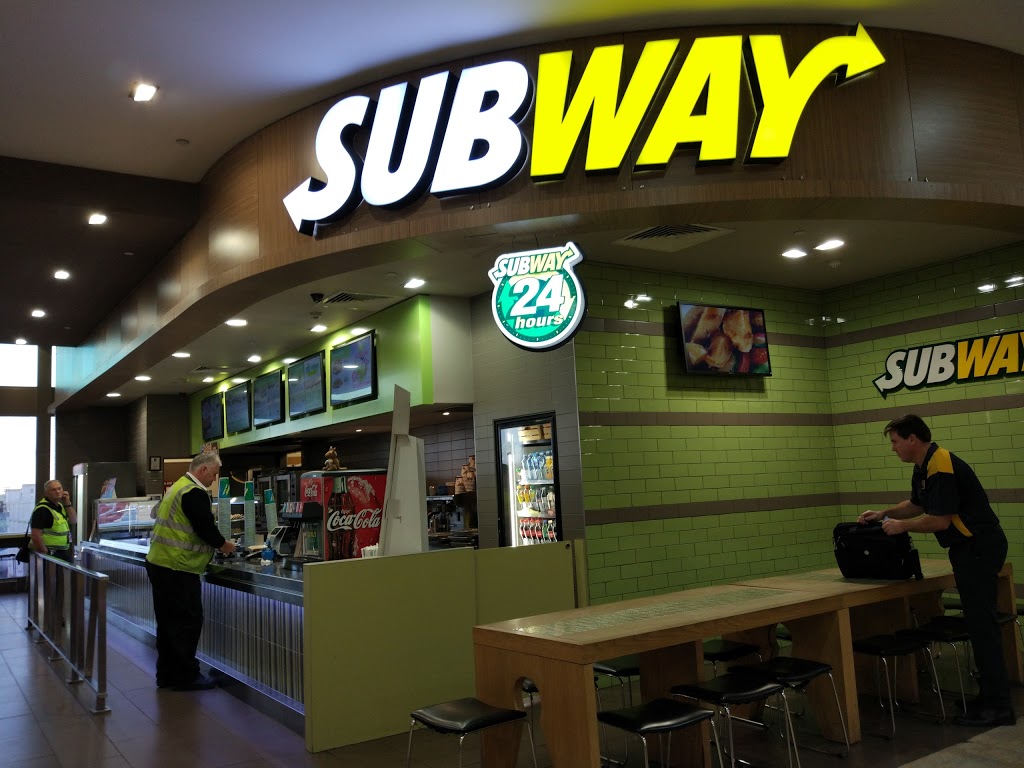 Subway | restaurant | International Terminal (T2 Level 1, Melbourne Airport (MEL), Tullamarine VIC 3045, Australia | 0393353244 OR +61 3 9335 3244