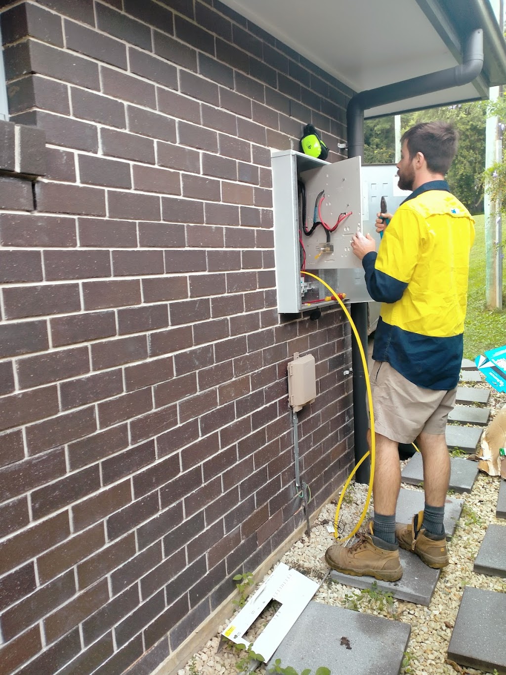 Adapt Electrical Group | electrician | 30 Wollumbin St, Tyalgum NSW 2484, Australia | 0439311600 OR +61 439 311 600