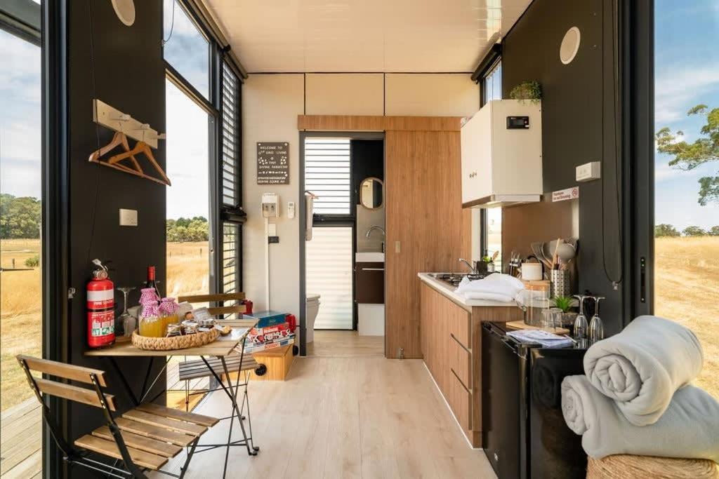 Tiny Divine Farmstay | S Conroy Rd, Bunding VIC 3342, Australia | Phone: 0474 328 277