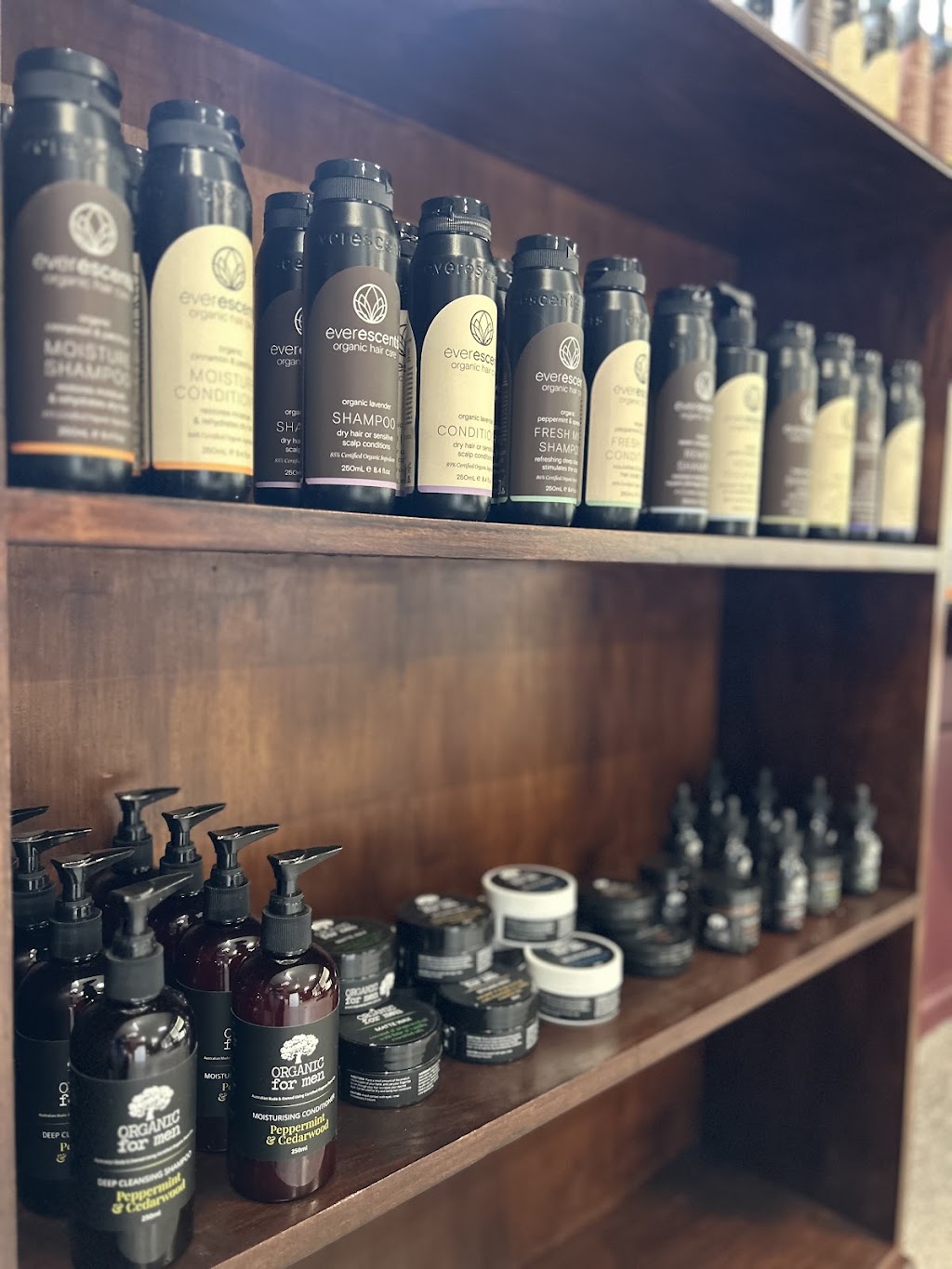 The Bookshop Barber | 30 Main St, Derby TAS 7264, Australia | Phone: 0424 989 151