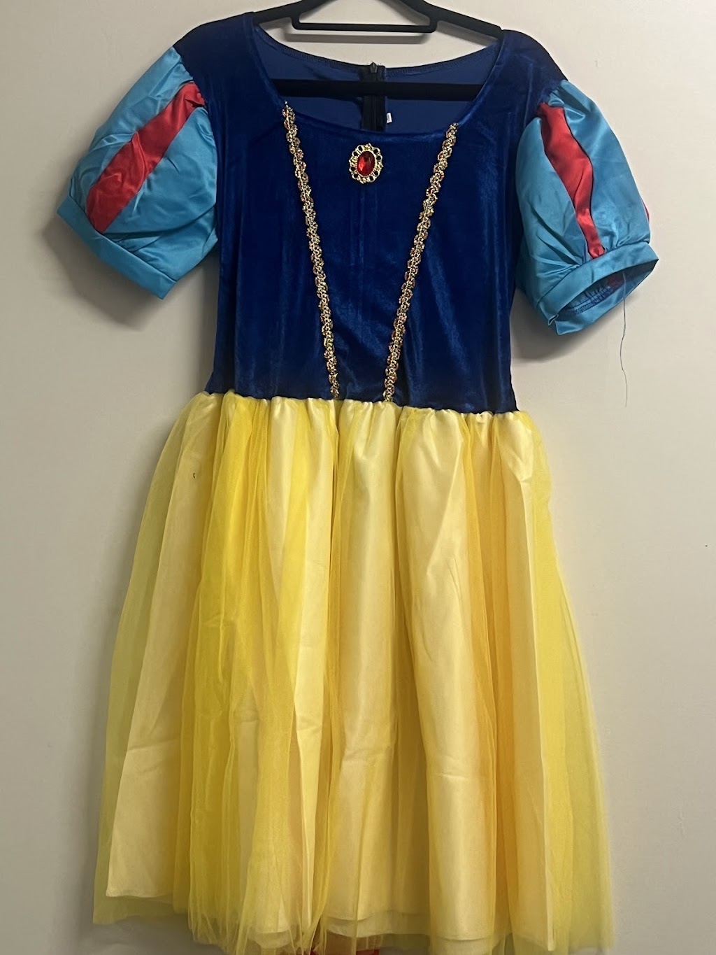 Sng Costume Hire | 10 Jennings Rd, Swan Hill VIC 3585, Australia | Phone: 0427 465 818 Sng Costume Hire | 10 Jennings Rd, Swan Hill VIC 3585, Australia | Phone: 0427 465 818