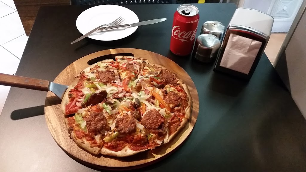 Grapevine Pizza Restaurant | 2/2 Market St, Merimbula NSW 2548, Australia | Phone: (02) 6495 1119