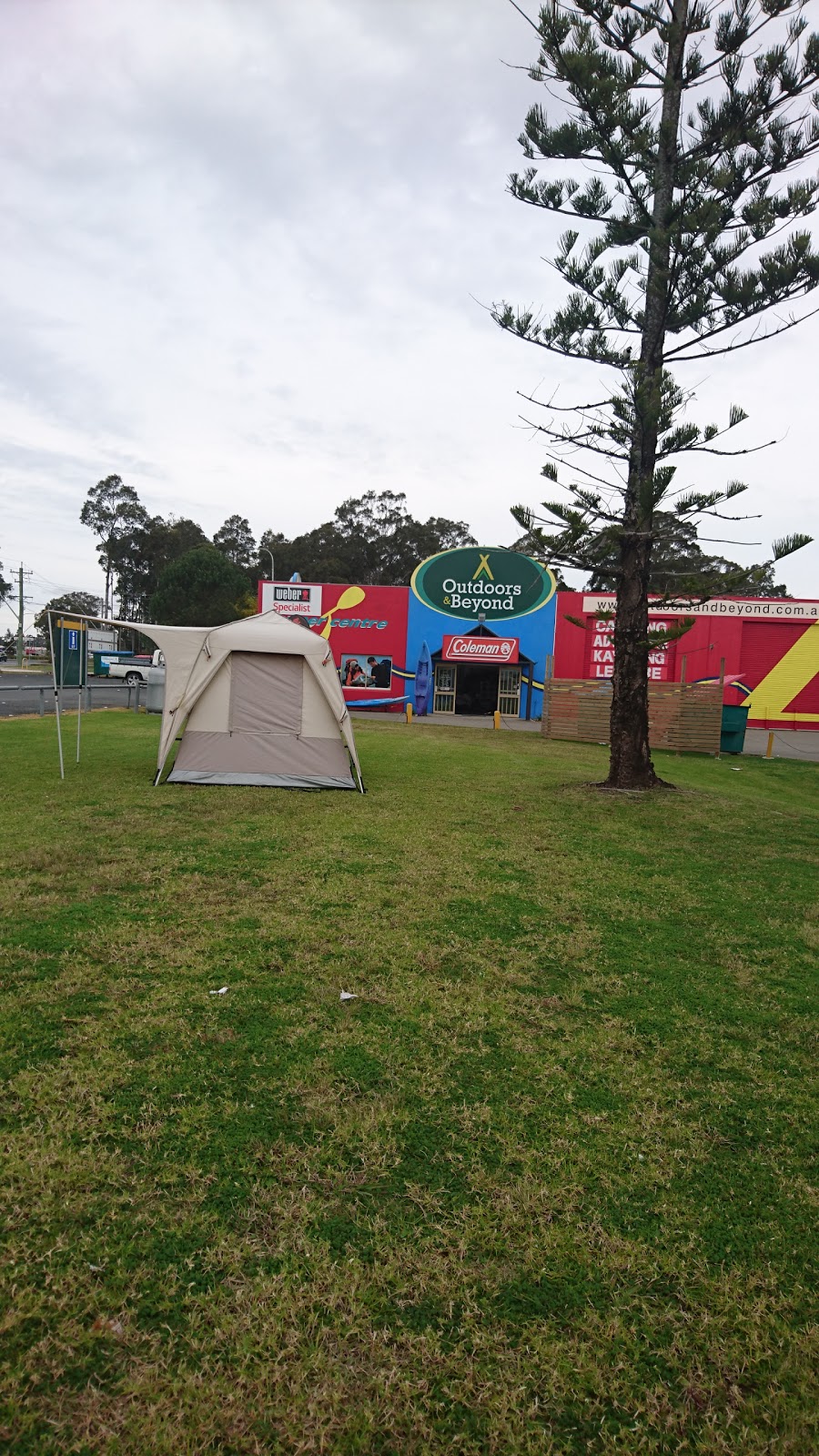 Outdoors & Beyond Camping Nowra | 207 Princes Hwy, South Nowra NSW 2541, Australia | Phone: (02) 4421 4388