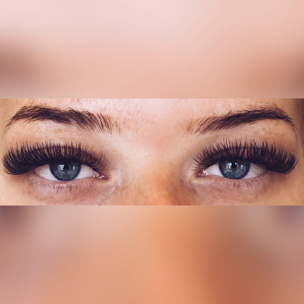 Notorious Lashes & Claws | beauty salon | 3/10 Main St, Pialba QLD 4655, Australia | 0480311845 OR +61 480 311 845
