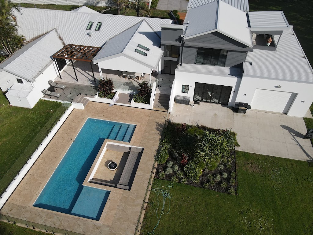 Luxury Resort Style Beach House | 29 Kalaroo Rd, Redhead NSW 2290, Australia | Phone: 0422 855 926