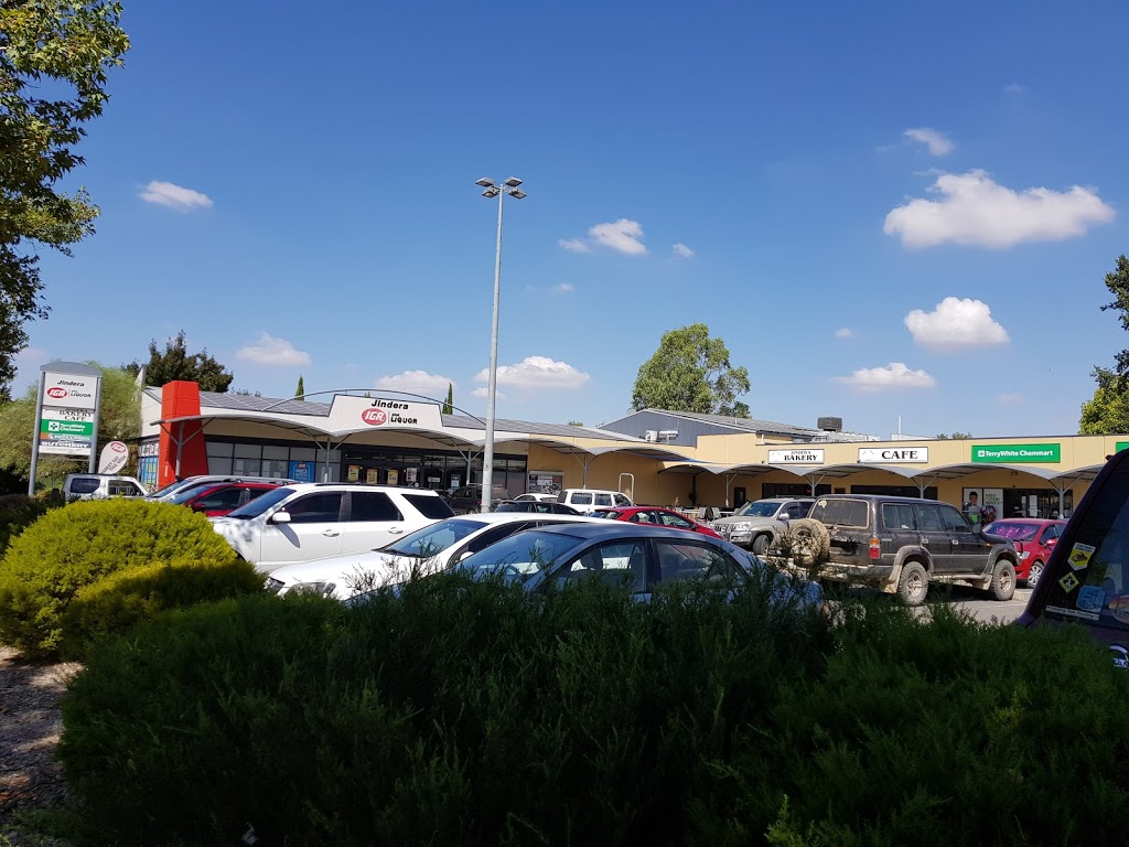 Jindera IGA Plus Liquor | Urana St & Creek St, Jindera NSW 2642, Australia | Phone: (02) 6026 3911