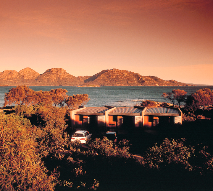 Edge of the Bay Resort | 2308 Coles Bay Rd, Coles Bay TAS 7215, Australia | Phone: (03) 6257 0102