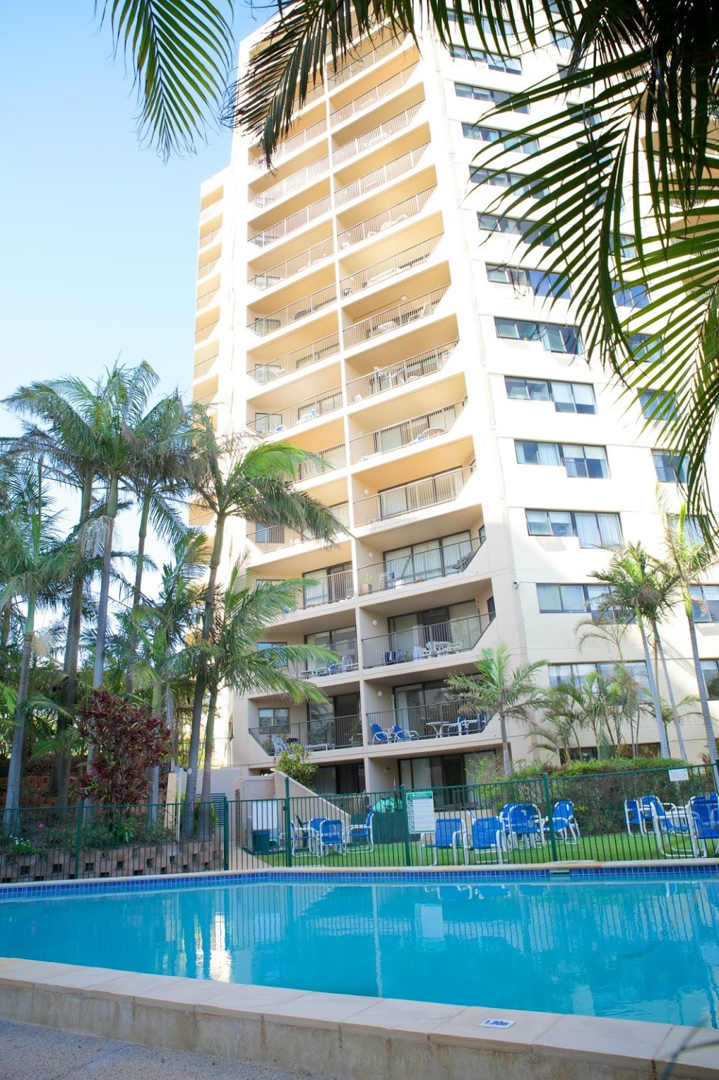 Horizons Holiday Apartments | lodging | 1945 Gold Coast Hwy, Burleigh Heads QLD 4220, Australia | 0755356088 OR +61 7 5535 6088