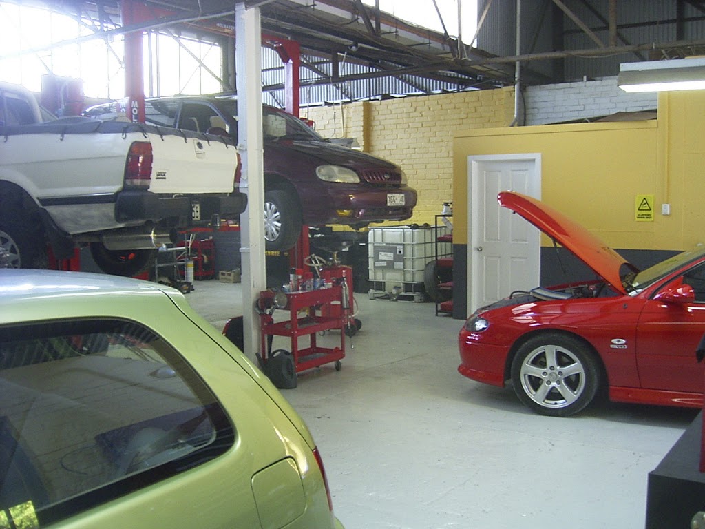 Crafers Auto Service and Repair | car repair | 1/8 Piccadilly Rd, Crafers SA 5152, Australia | 0883391488 OR +61 8 8339 1488