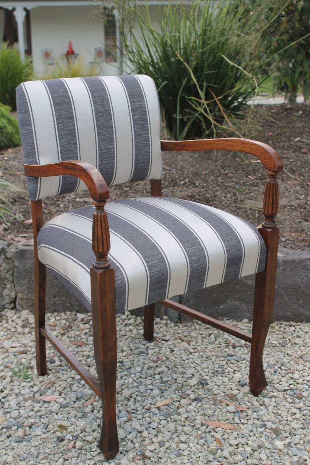 Mount Evelyn Upholstery | furniture store | 45 Merion Way, Wandin North VIC 3139, Australia | 0359642166 OR +61 3 5964 2166
