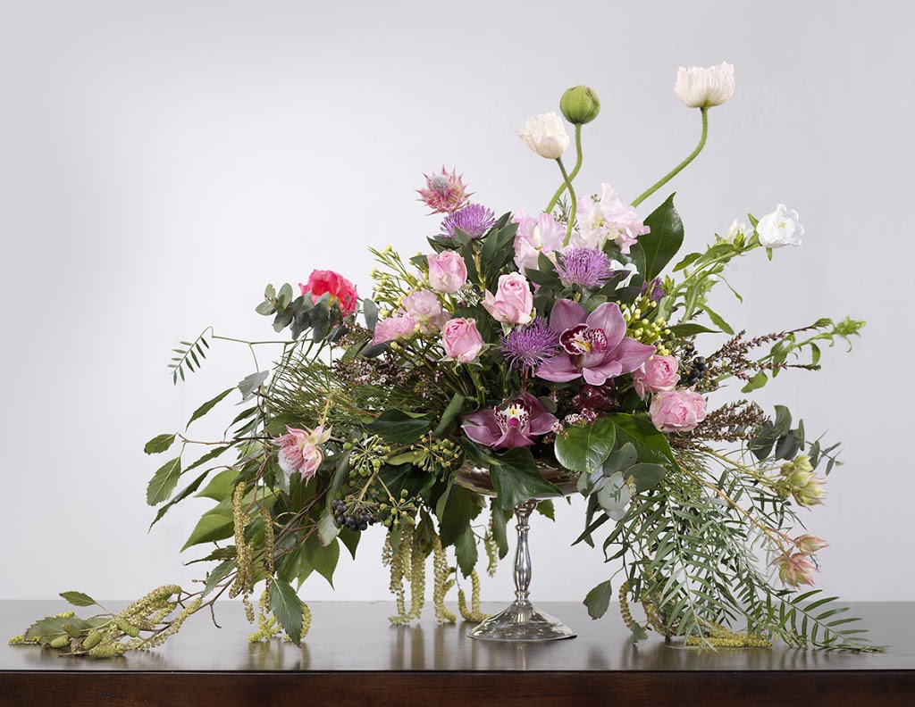 Melbourne Flower School | florist | 1 Minnie St Crn, Whitehall St, Yarraville VIC 3013, Australia | 0438243369 OR +61 438 243 369