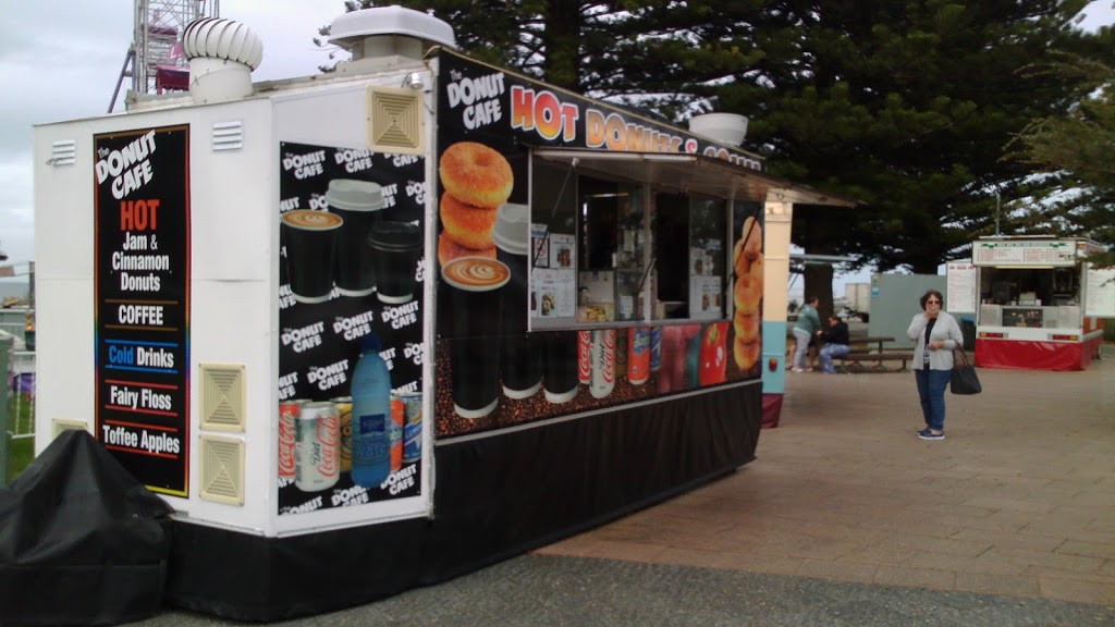 Donut Cafe | cafe | Granite Island Rd, Victor Harbor SA 5211, Australia