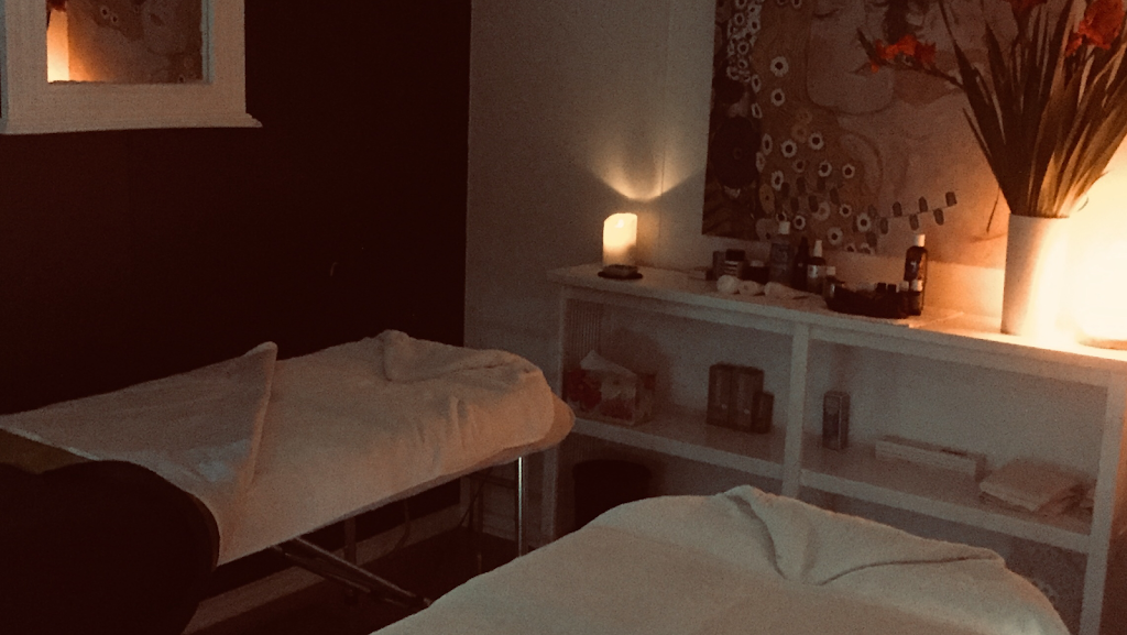 Aromatherapy @ Daylesford Massage | spa | 17A Hepburn Rd, Daylesford VIC 3460, Australia | 0466284364 OR +61 466 284 364