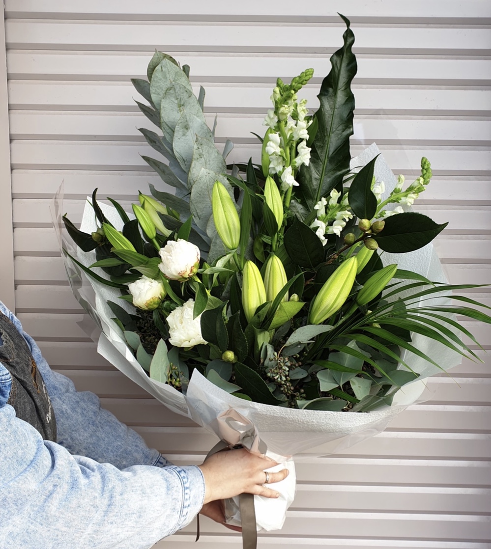 flower pot florist | 15 Milne Pl, Ringwood North VIC 3134, Australia | Phone: (03) 9876 2318
