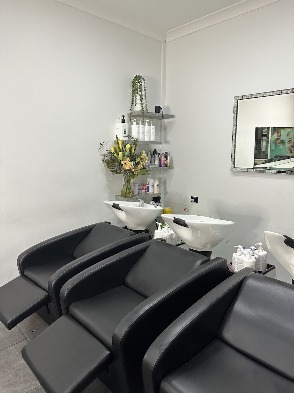 Matisse Hair & Beauty | Elermore shopping center, shop 23/Elermore shopping center Croudace Rd, Elermore Vale NSW 2287, Australia | Phone: (02) 4955 7570