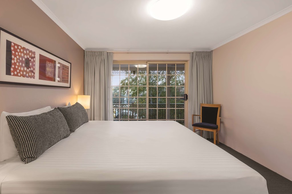 Adina Serviced Apartments Canberra Kingston (Formerly Medina) | lodging | 11 Giles St, Kingston ACT 2604, Australia | 0262398100 OR +61 2 6239 8100