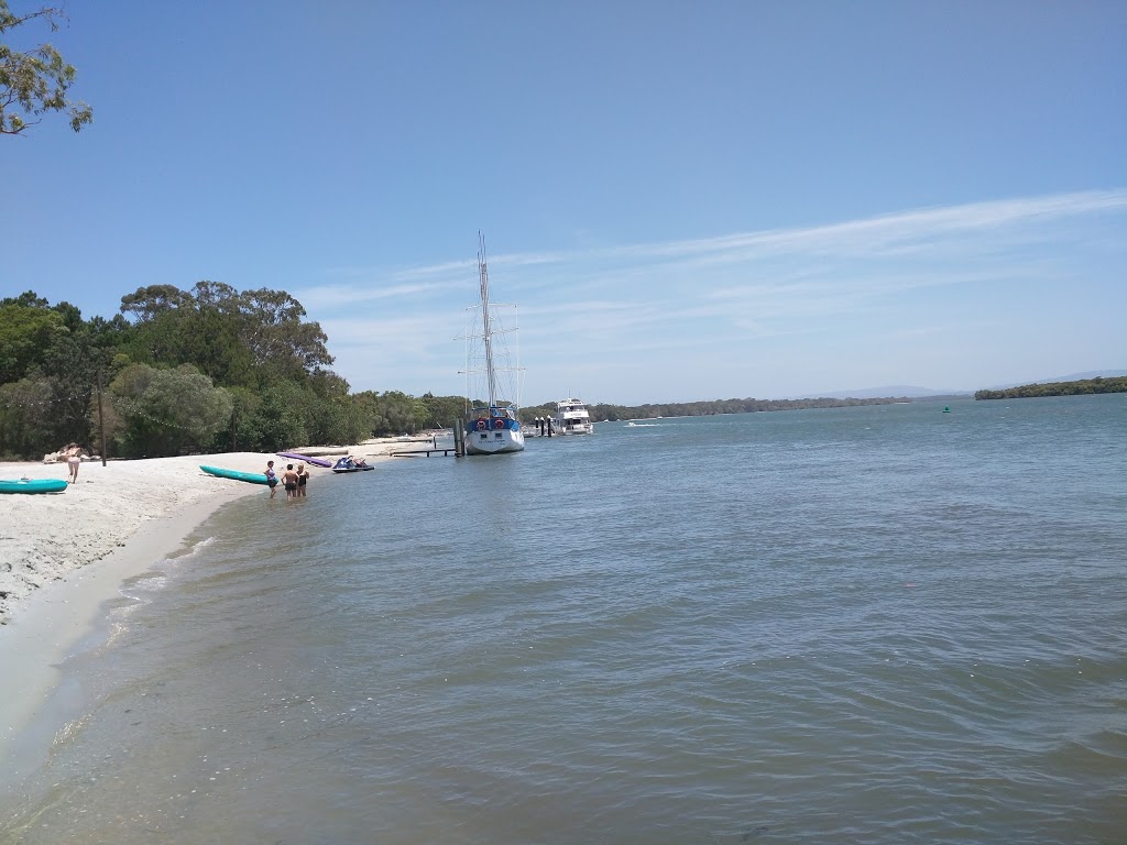 An Island Hideaway | LOT 60 Island St, South Stradbroke Island QLD 4216, Australia | Phone: (07) 5577 1112