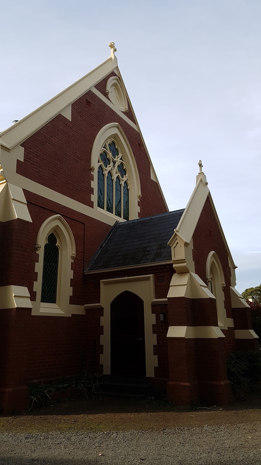 ST Mary Magdalen Catholic Church | church | 1 Bridge St, Trentham VIC 3458, Australia | 0354241275 OR +61 3 5424 1275