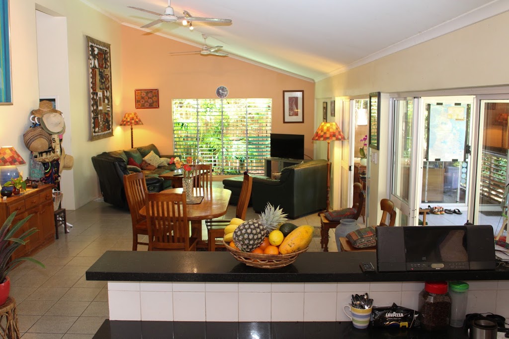 Palm Cove Beach - Home Among the Palms | lodging | 31 Thais St, Palm Cove QLD 4879, Australia