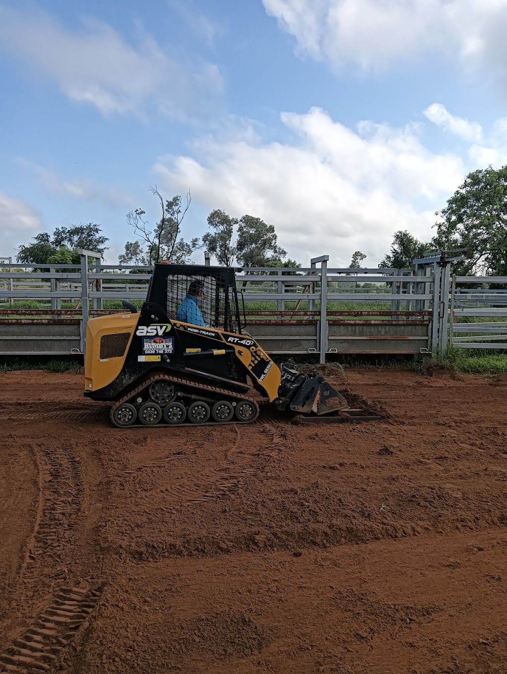 Humbys Contracting | 859 Yakapari Habana Rd, Habana QLD 4740, Australia | Phone: 0439 748 372