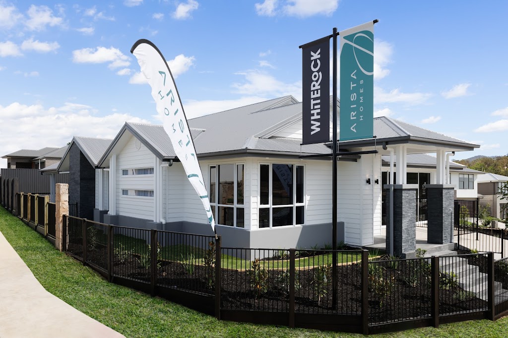 Arista Homes Display Home - Whiterock | 41 Foley Wy, White Rock QLD 4306, Australia | Phone: 0491 042 330