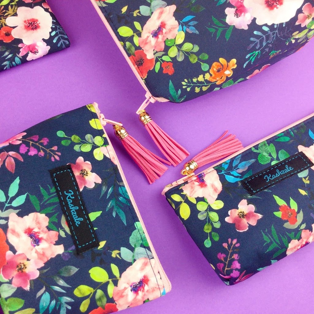 Kashzale Handmade Cosmetic Bags | 6 Bendanelle Ct, Garfield VIC 3814, Australia | Phone: 0415 620 249