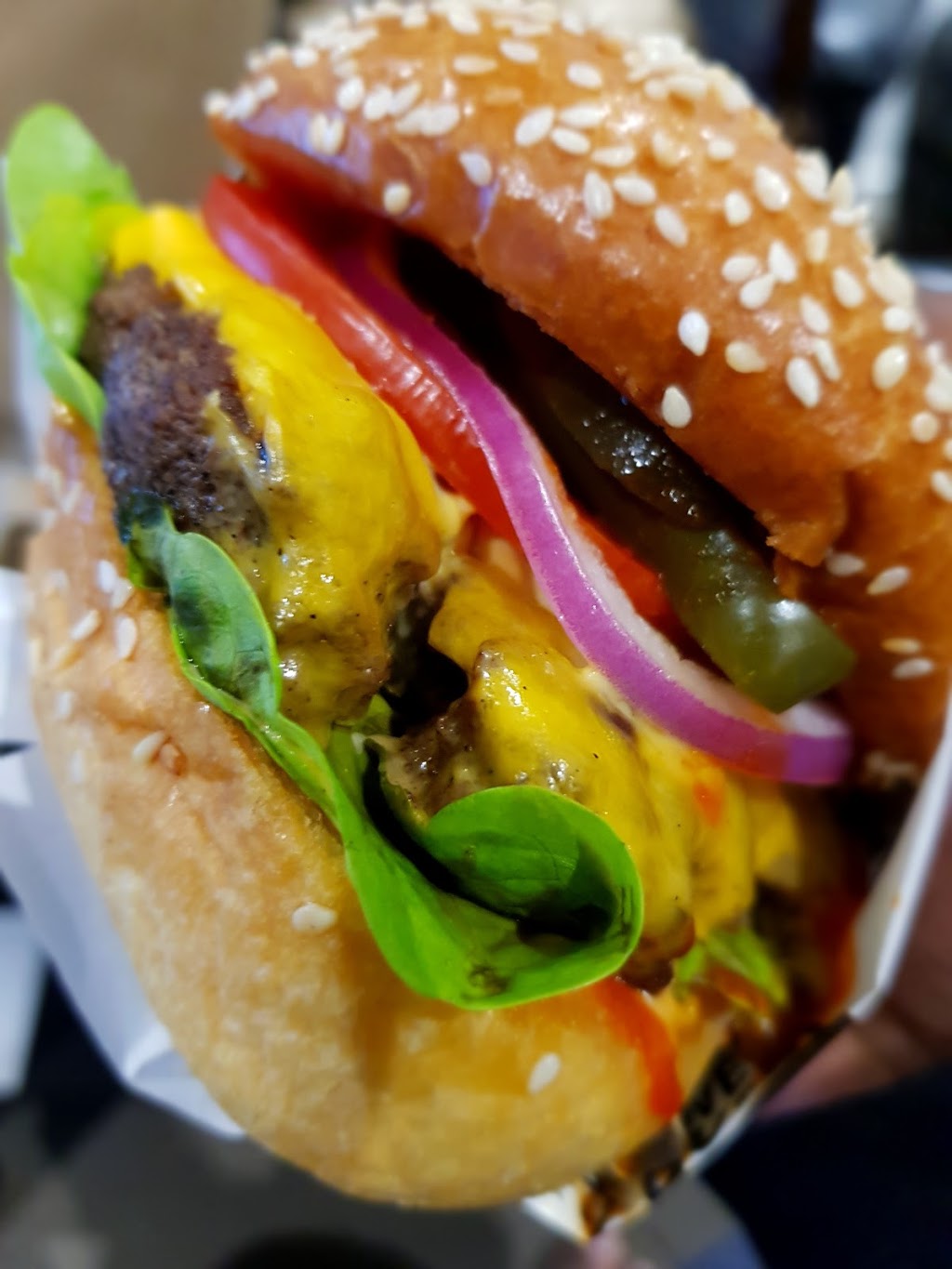 Between 2 Buns | 37 Old Geelong Rd, Hoppers Crossing VIC 3029, Australia