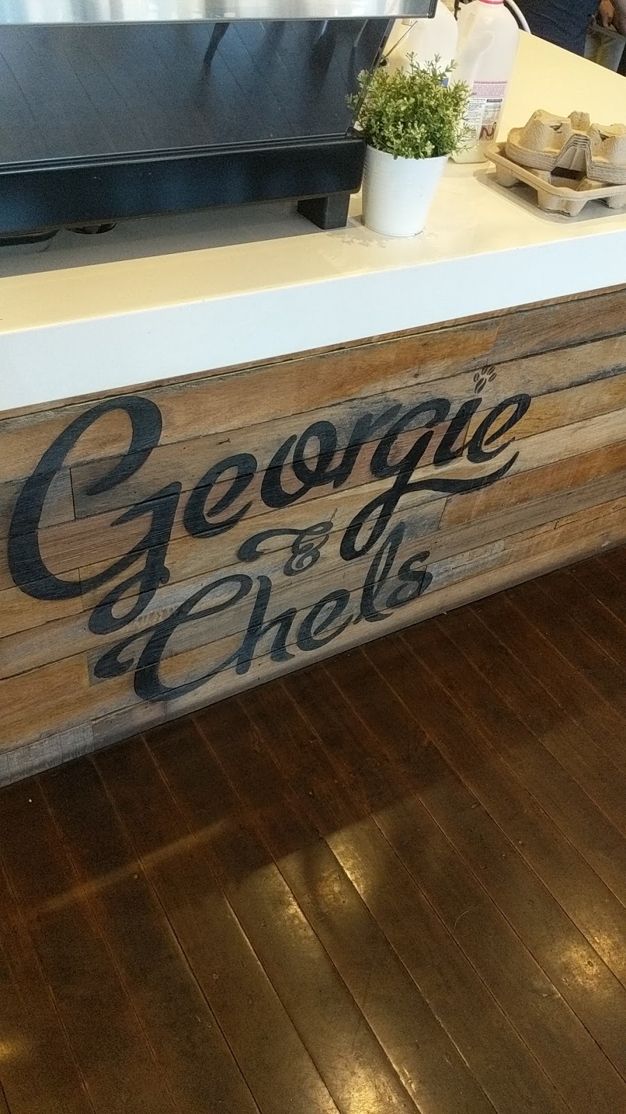 Georgie & Chels Cafe | cafe | 7 Frederick St, Oatley NSW 2223, Australia | 0295804886 OR +61 2 9580 4886