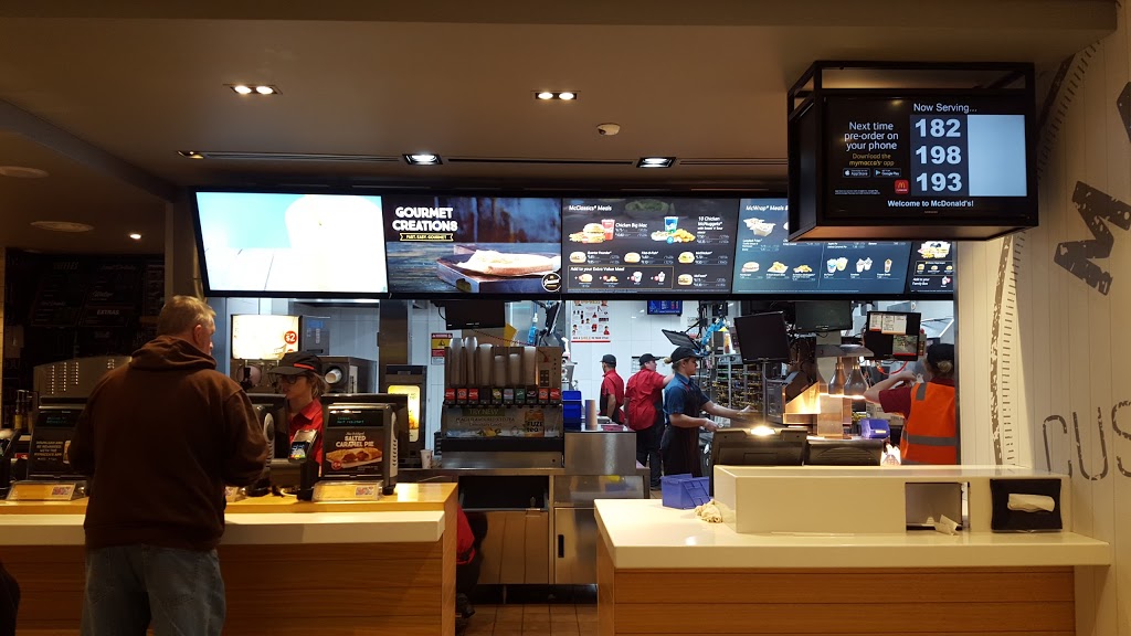 McDonalds Heatherbrae | cafe | 373 Pacific Hwy, Heatherbrae NSW 2324, Australia | 0249877613 OR +61 2 4987 7613