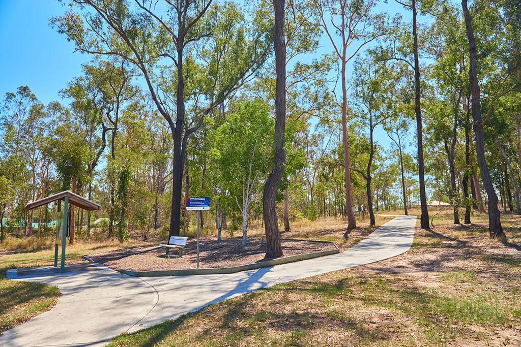 Bailey Reserve Walking Track | park | 200 Bailey St, Collingwood Park QLD 4301, Australia | 0738106666 OR +61 7 3810 6666