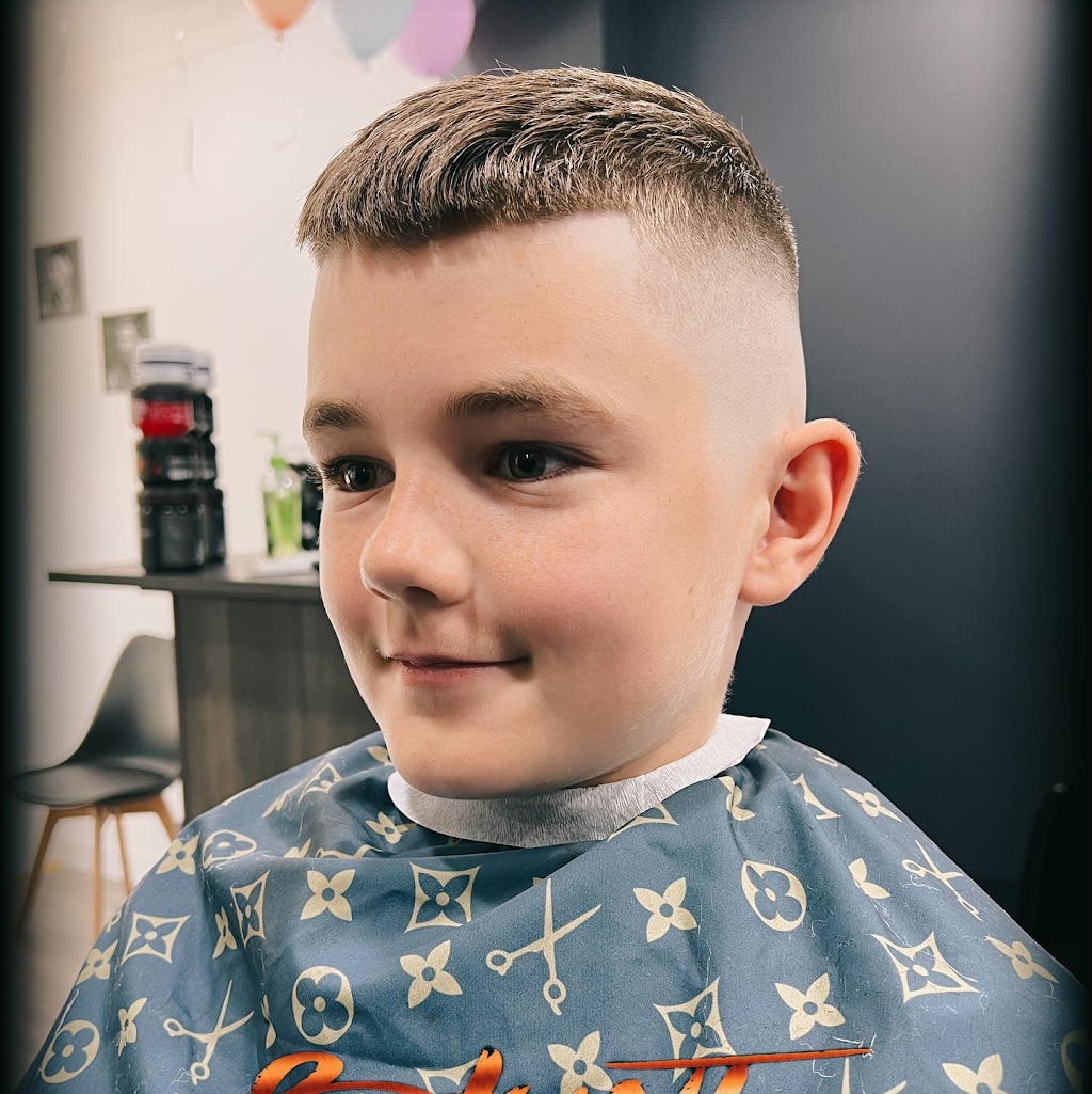 Blunt Barber Riverstone | 14 Garfield Rd E, Riverstone NSW 2765, Australia | Phone: (02) 8632 0730