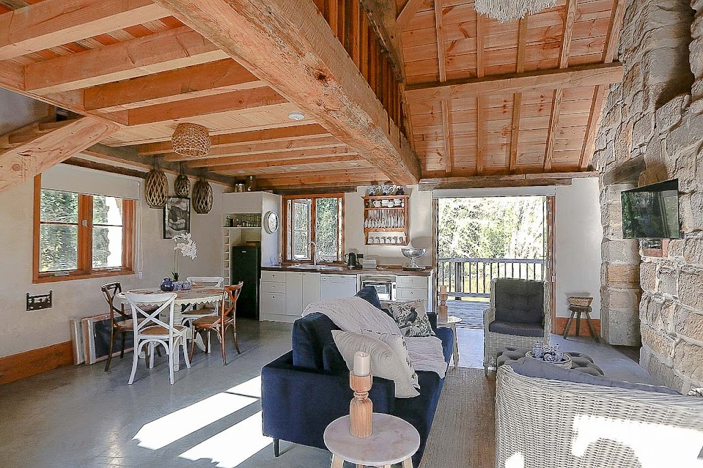The Cottage Burradoo | lodging | 124 Burradoo Rd, Burradoo NSW 2576, Australia | 0408273366 OR +61 408 273 366