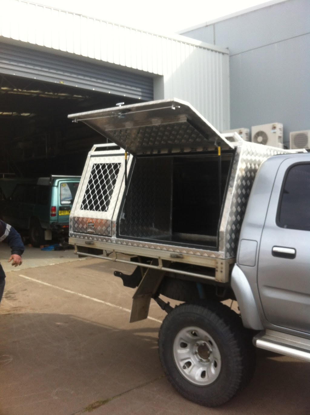 Custom Offroad Fabrication | 36 Camfield Dr, Heatherbrae NSW 2324, Australia | Phone: 0401 648 585