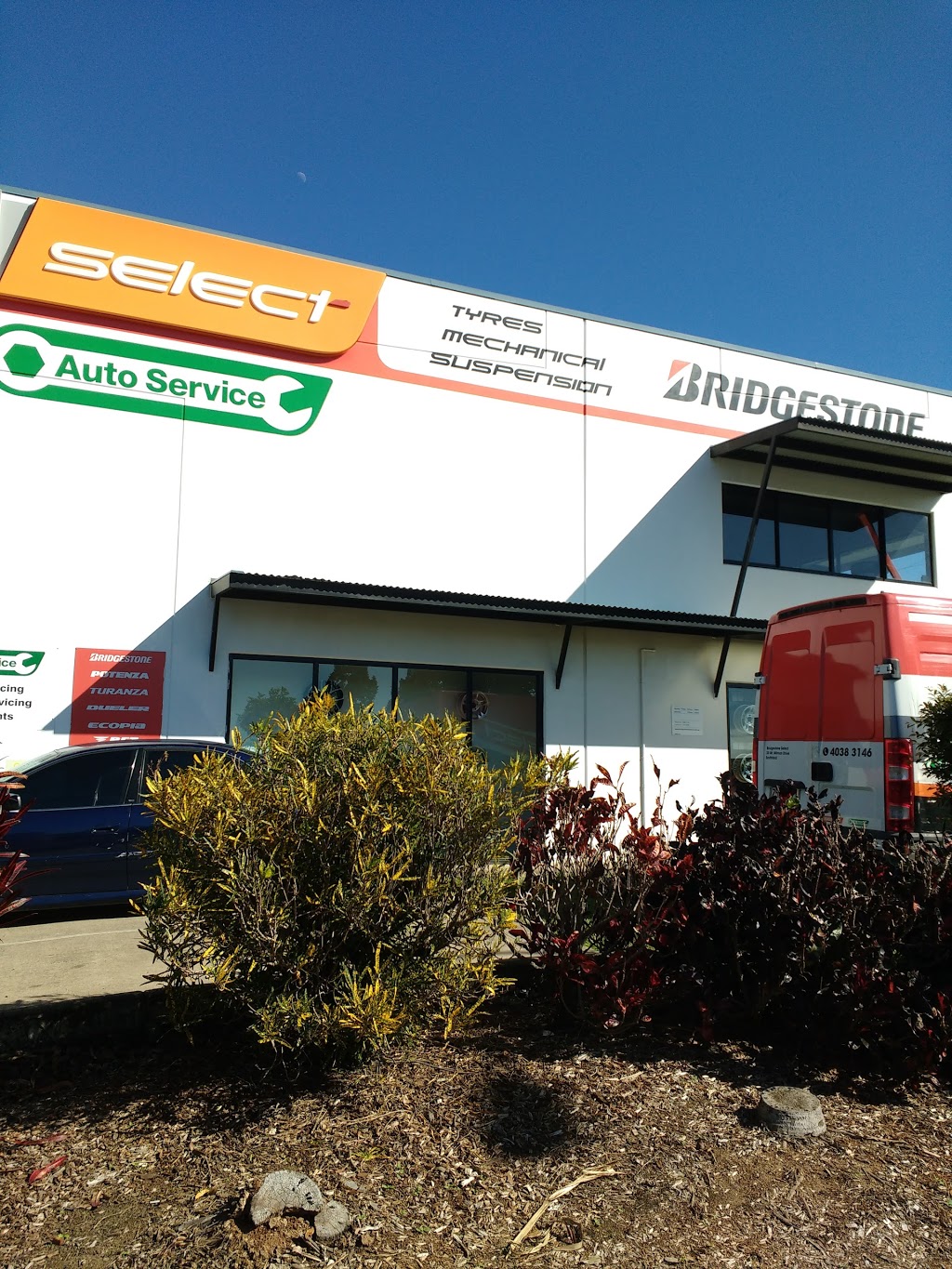 Bridgestone Select Tyre & Auto | 33 Mount Milman Dr, Smithfield QLD 4878, Australia | Phone: (07) 4038 3146